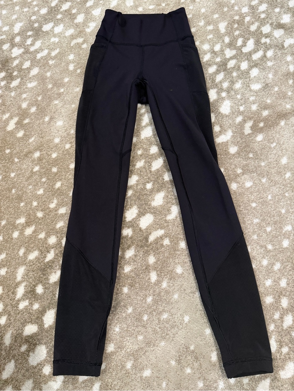 Lululemon Black/Mesh High-Waist Performance Leggings. Size 2
